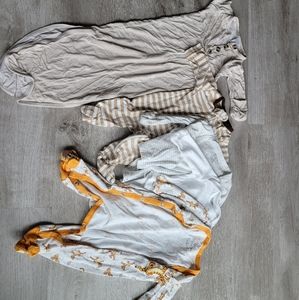 Bodysuits good condition newborn